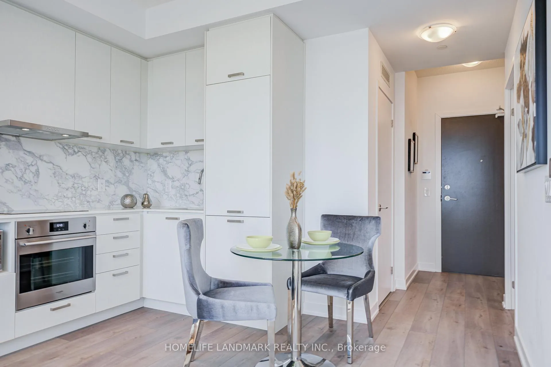 Photo 18 of Unit 1903, 38 Honeycrisp Crescent, Vaughan, Vaughan Corporate Centre — HOMEH