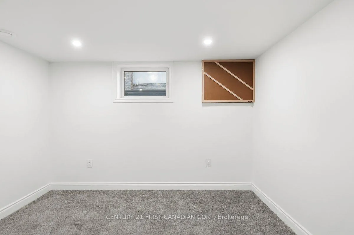 Photo 30 of 7263 Maywood Street, Niagara Falls, Morrison — HOMEH