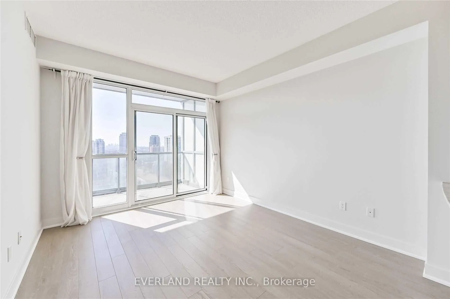 Photo 2 of Unit 1803, 88 Sheppard Avenue E, North York, Willowdale East — HOMEH