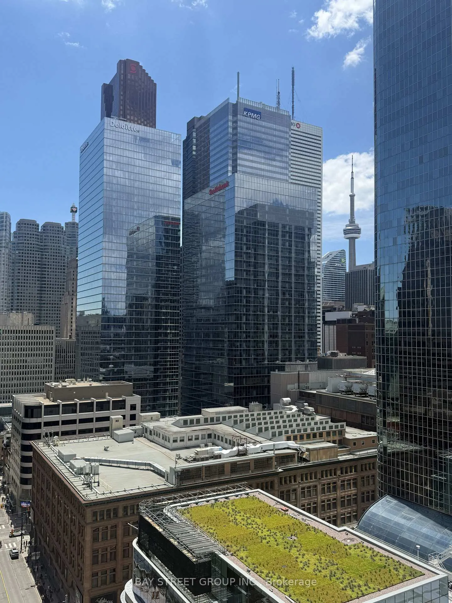 Front of Unit 1709, 197 Yonge Street