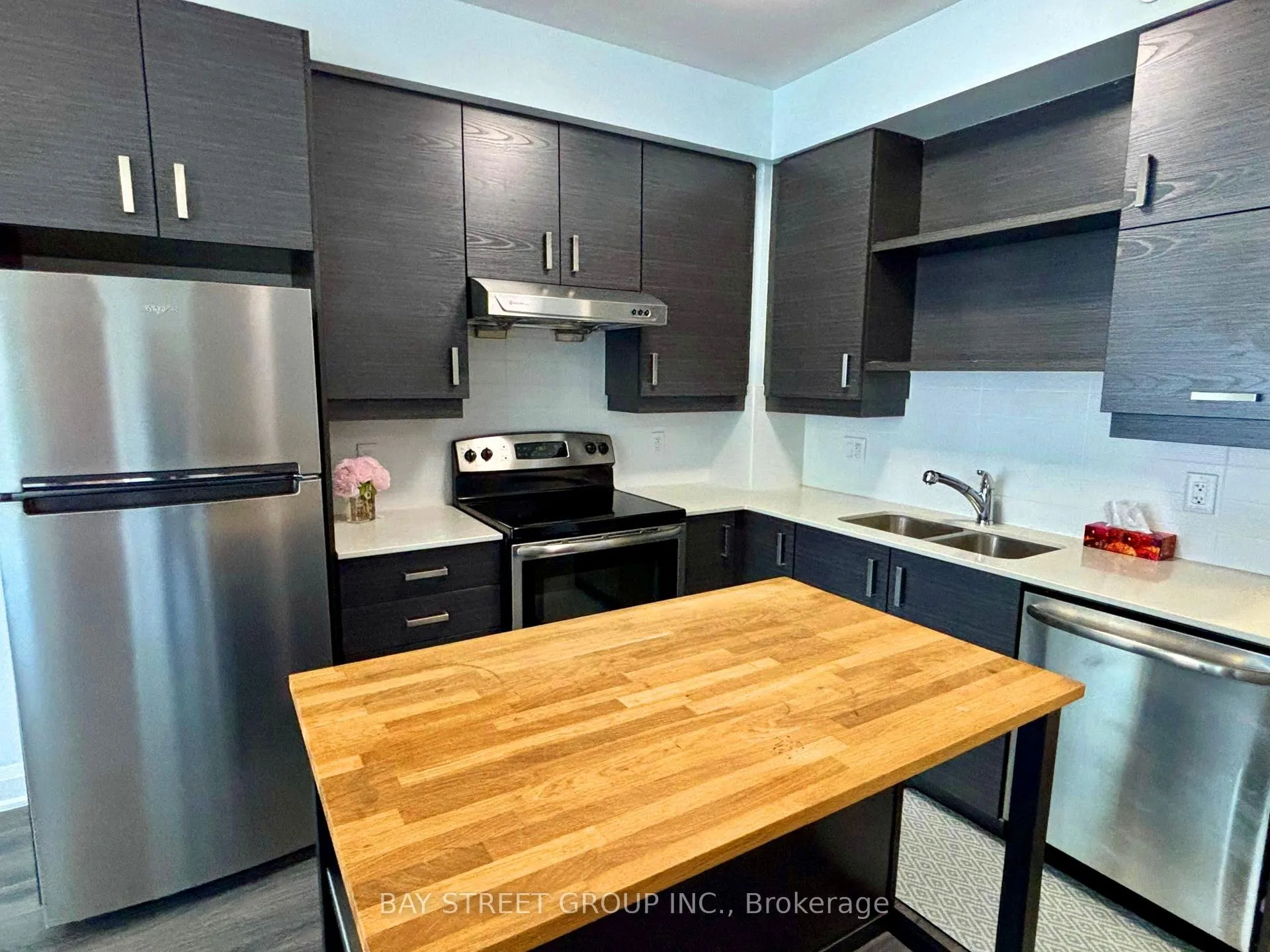 Photo 6 of Unit 608, 8200 Birchmount Road, Markham, Unionville — HOMEH