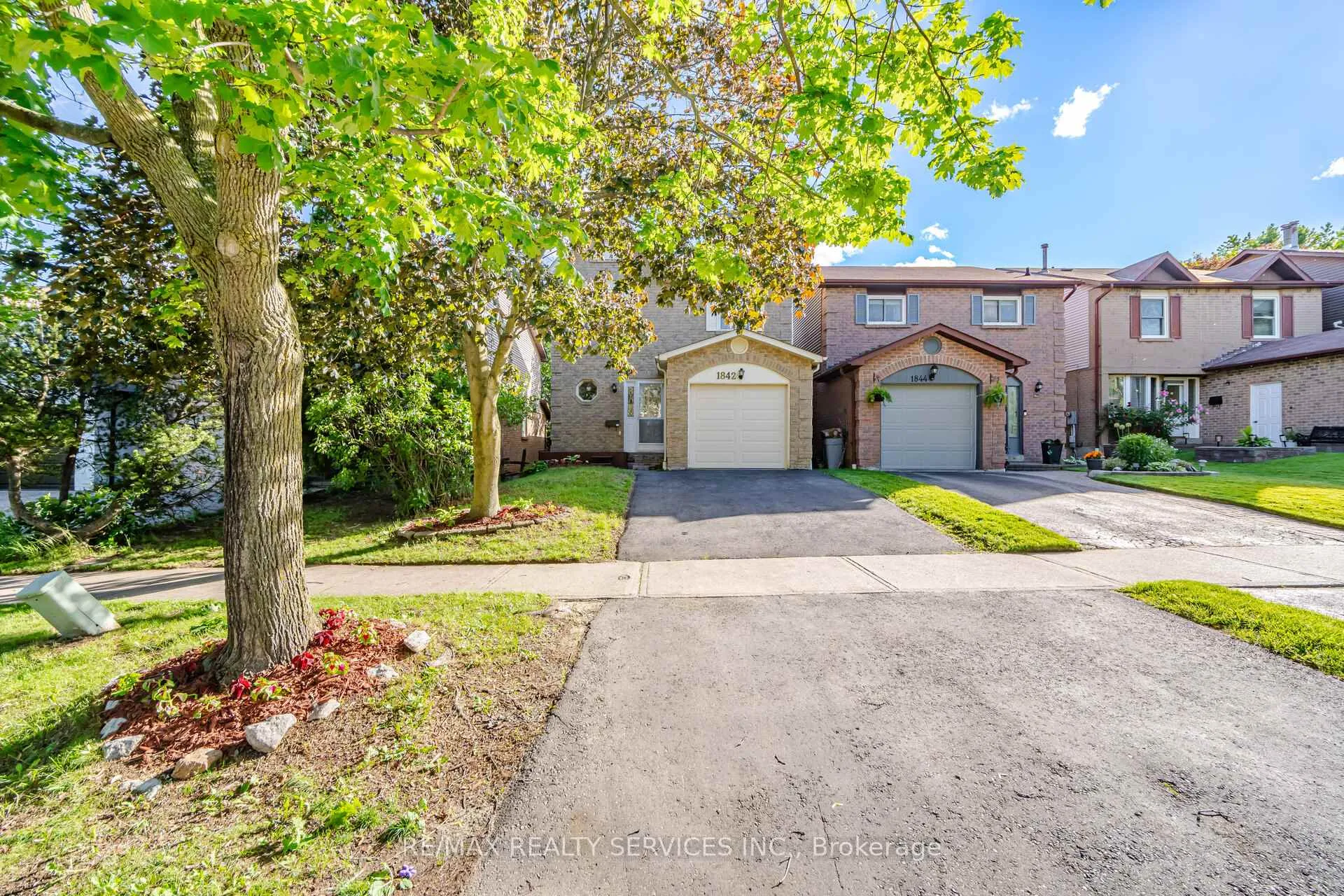 Photo 1 of 1842 Cricket Lane, Pickering, Amberlea — HOMEH