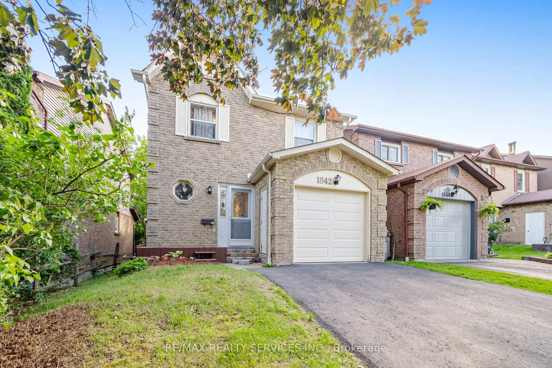Photo 5 of 1842 Cricket Lane, Pickering, Amberlea — HOMEH
