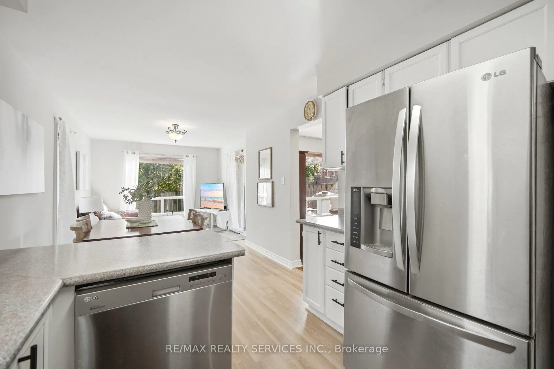 Photo 18 of 1842 Cricket Lane, Pickering, Amberlea — HOMEH