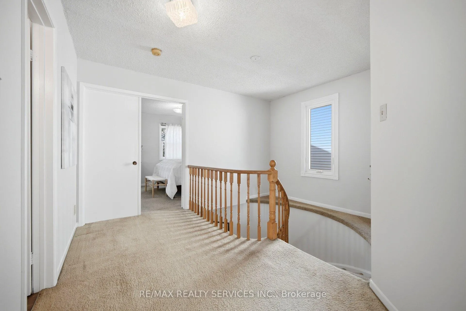 Photo 24 of 1842 Cricket Lane, Pickering, Amberlea — HOMEH