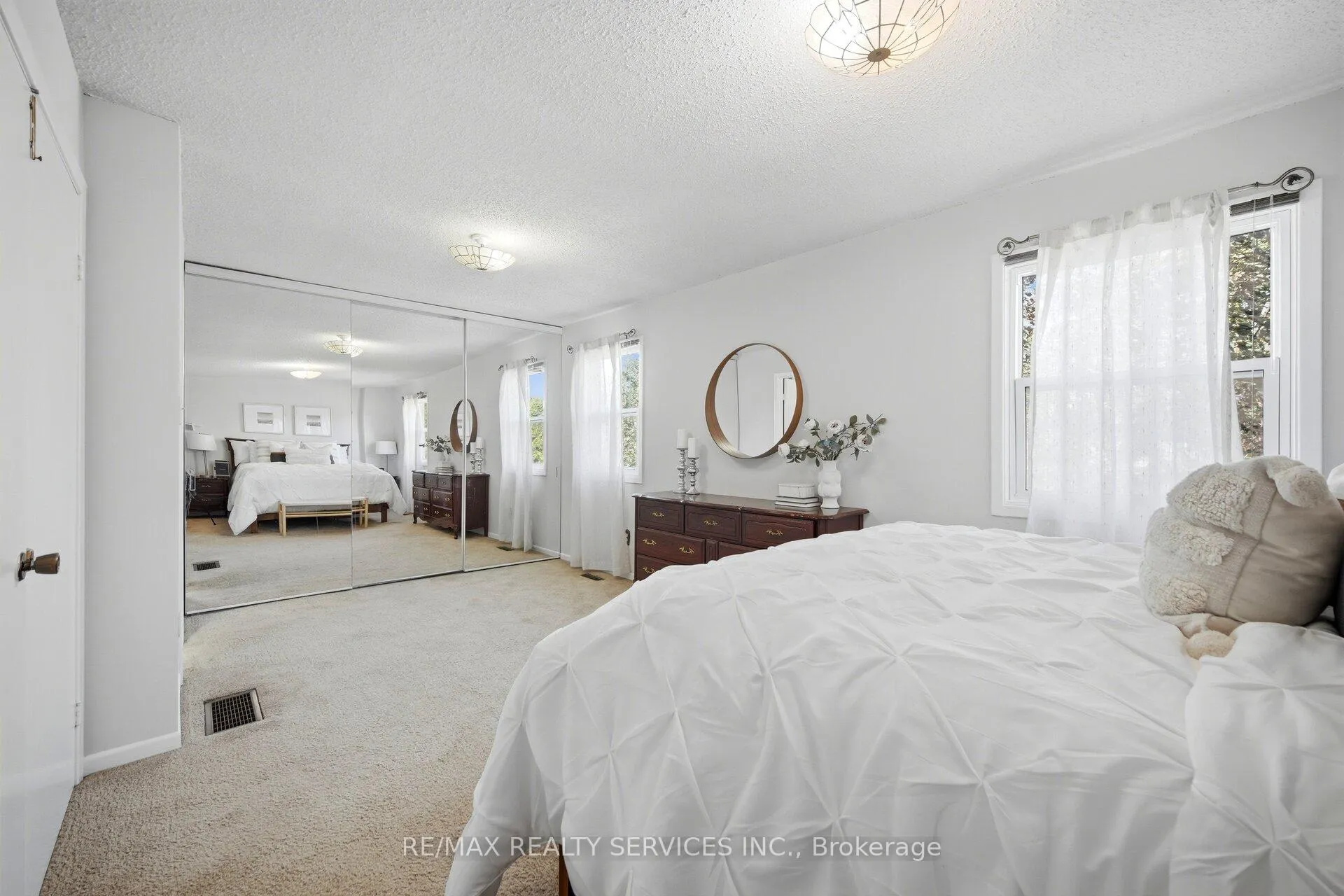 Photo 26 of 1842 Cricket Lane, Pickering, Amberlea — HOMEH