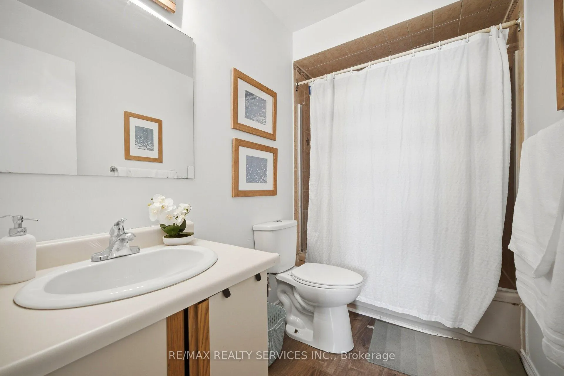 Photo 32 of 1842 Cricket Lane, Pickering, Amberlea — HOMEH