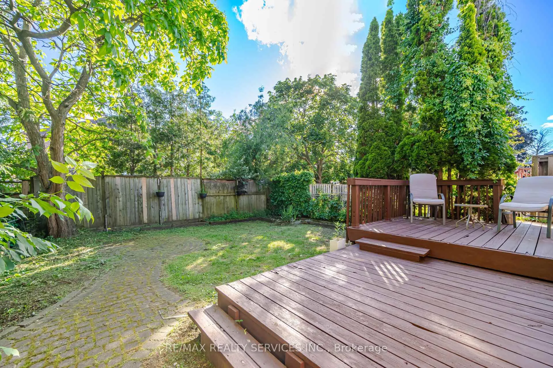 Photo 39 of 1842 Cricket Lane, Pickering, Amberlea — HOMEH