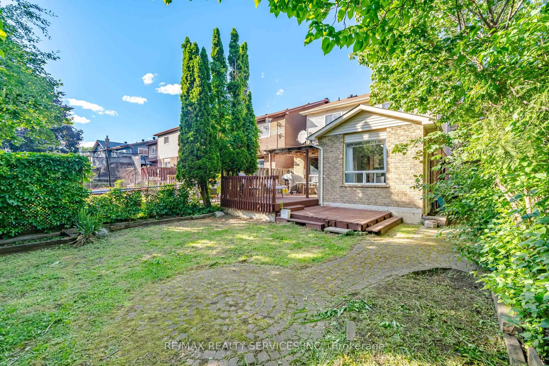 Photo 43 of 1842 Cricket Lane, Pickering, Amberlea — HOMEH