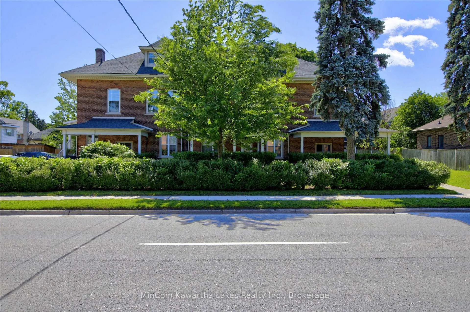 Photo 4 of Unit 4, 760 George Street N, Peterborough, Northcrest Ward 5 — HOMEH
