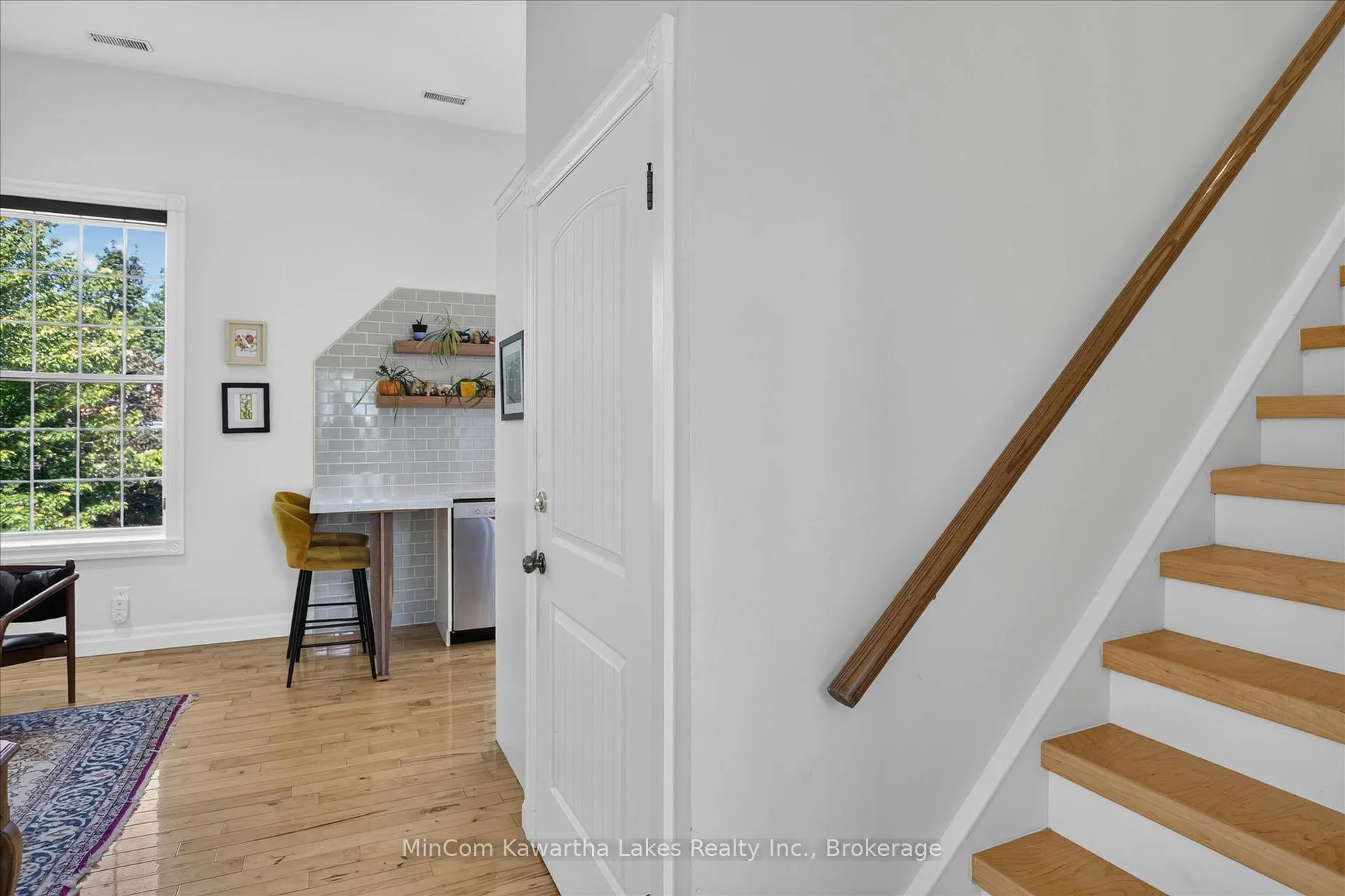 Photo 29 of Unit 4, 760 George Street N, Peterborough, Northcrest Ward 5 — HOMEH