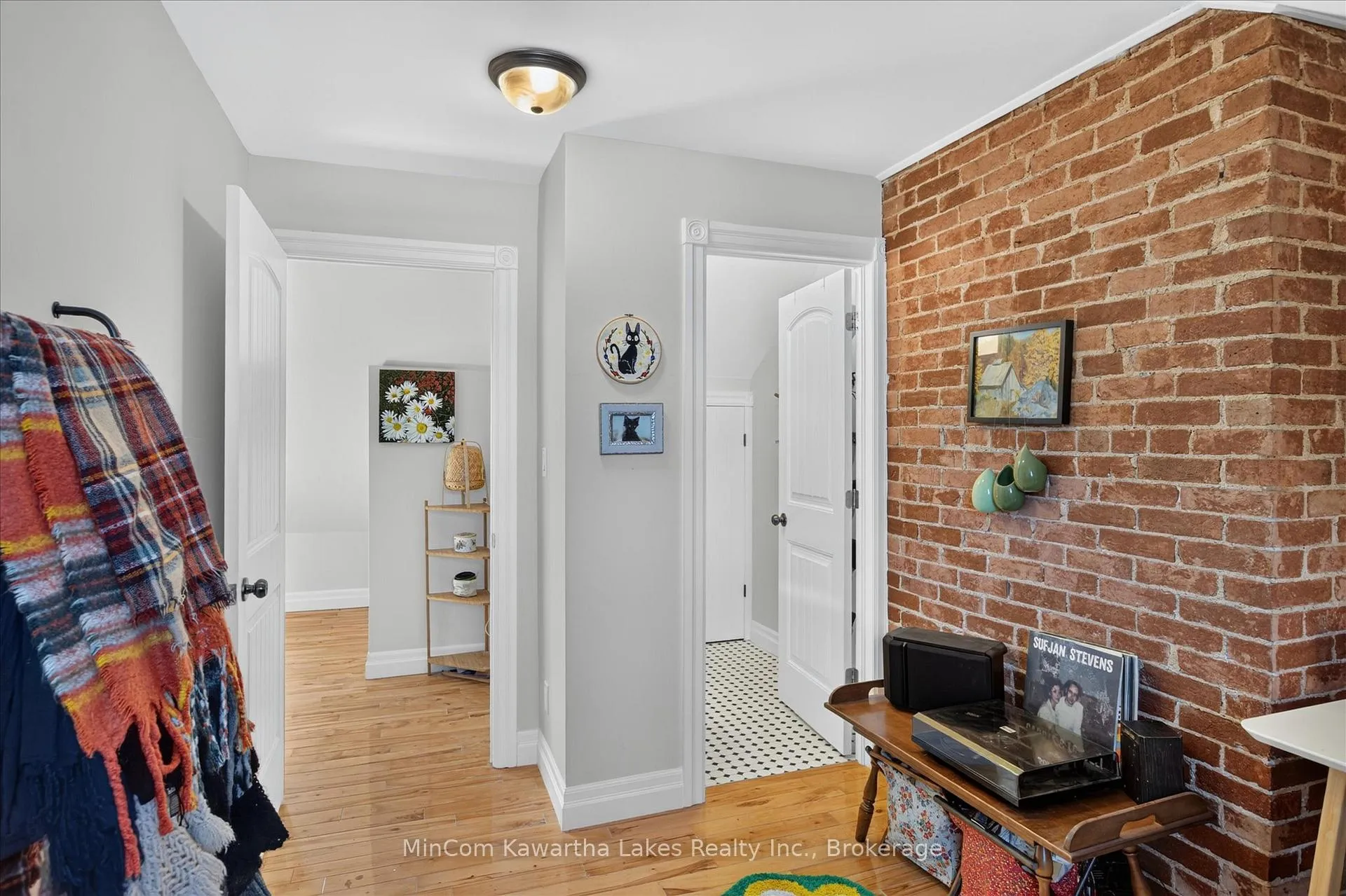 Photo 37 of Unit 4, 760 George Street N, Peterborough, Northcrest Ward 5 — HOMEH