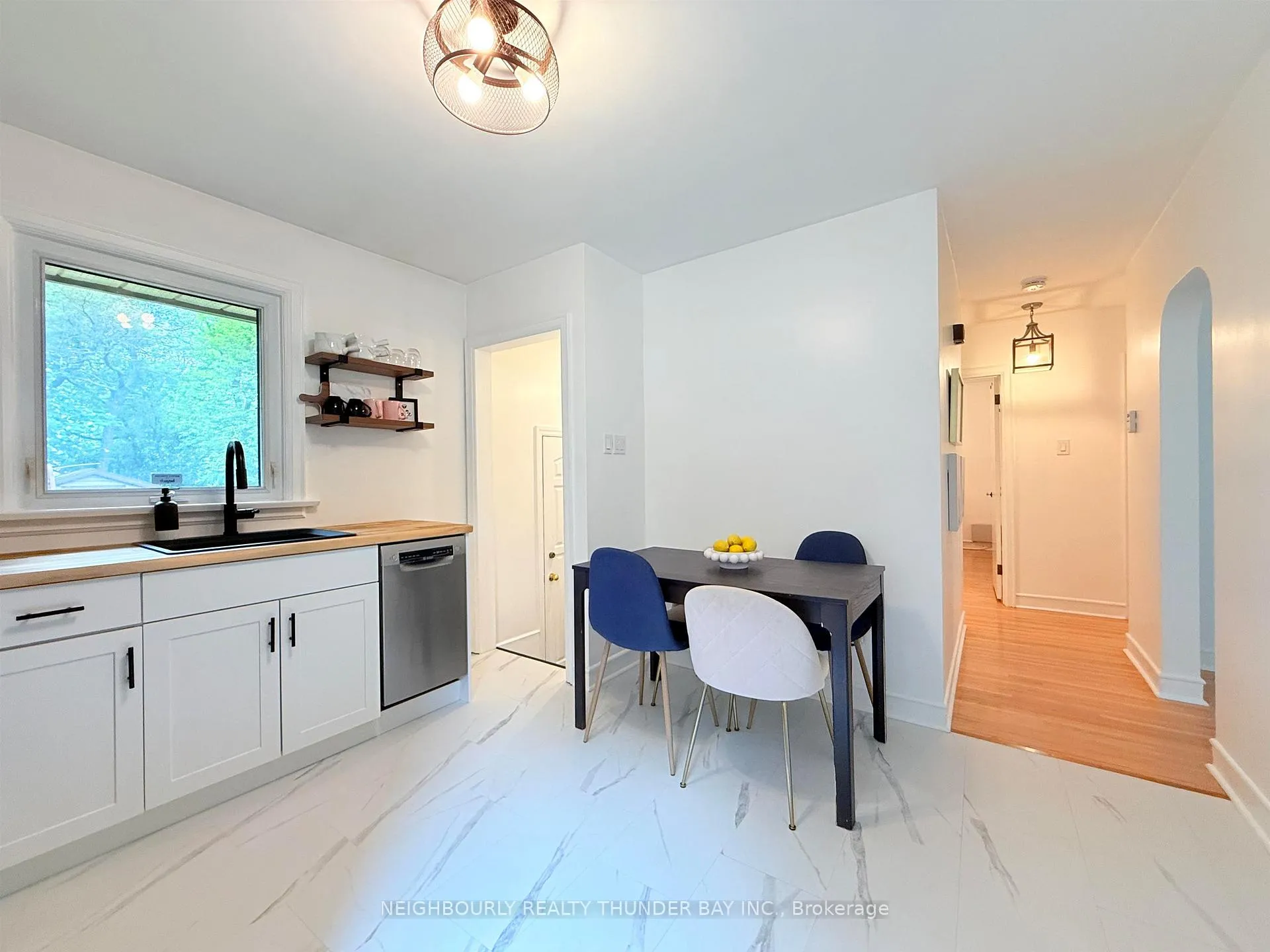 Photo 12 of 37 Elizabeth Street, Thunder Bay, College Heights — HOMEH