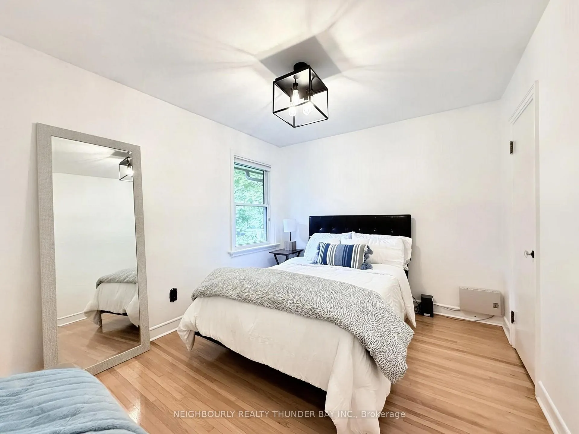 Photo 14 of 37 Elizabeth Street, Thunder Bay, College Heights — HOMEH