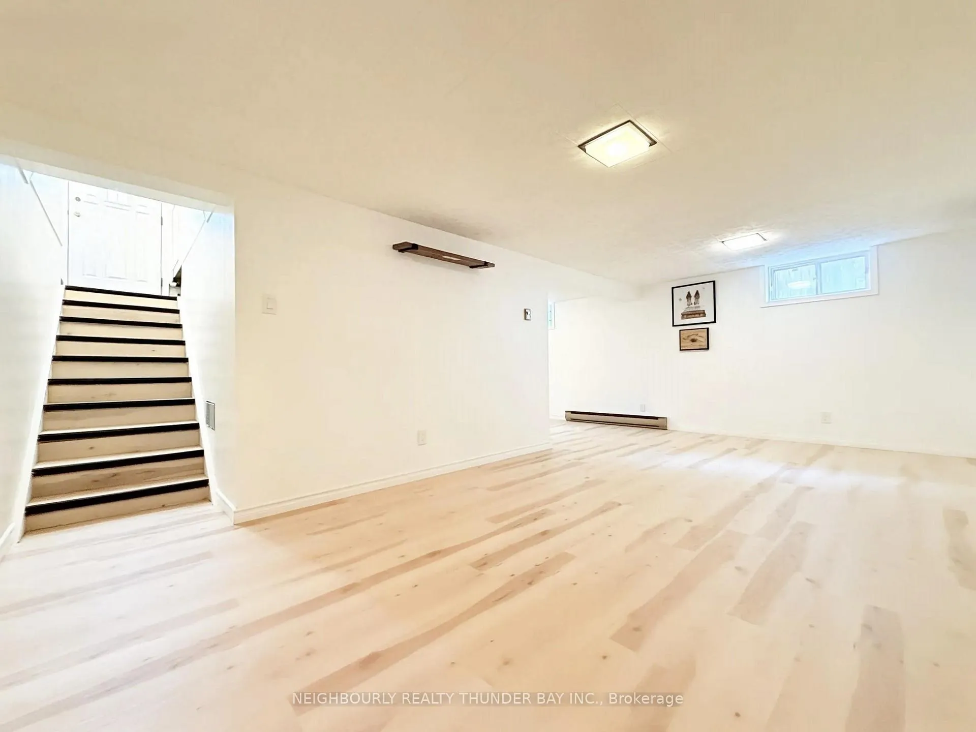 Photo 16 of 37 Elizabeth Street, Thunder Bay, College Heights — HOMEH
