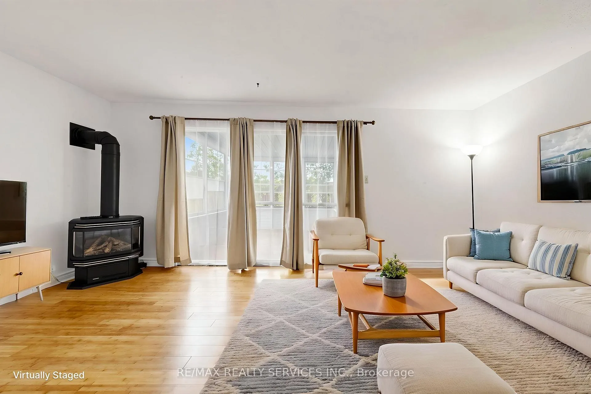 Photo 6 of 41 Huntingwood Crescent, Brampton, Central Park — HOMEH