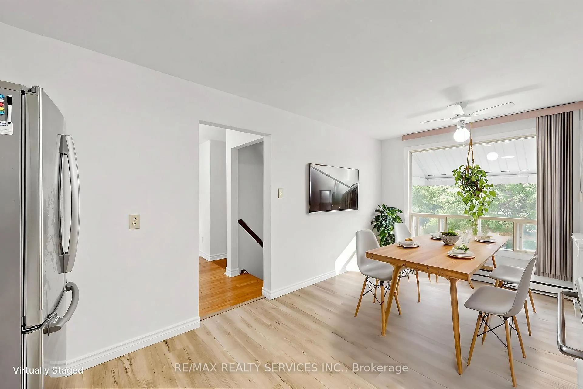 Photo 17 of 41 Huntingwood Crescent, Brampton, Central Park — HOMEH