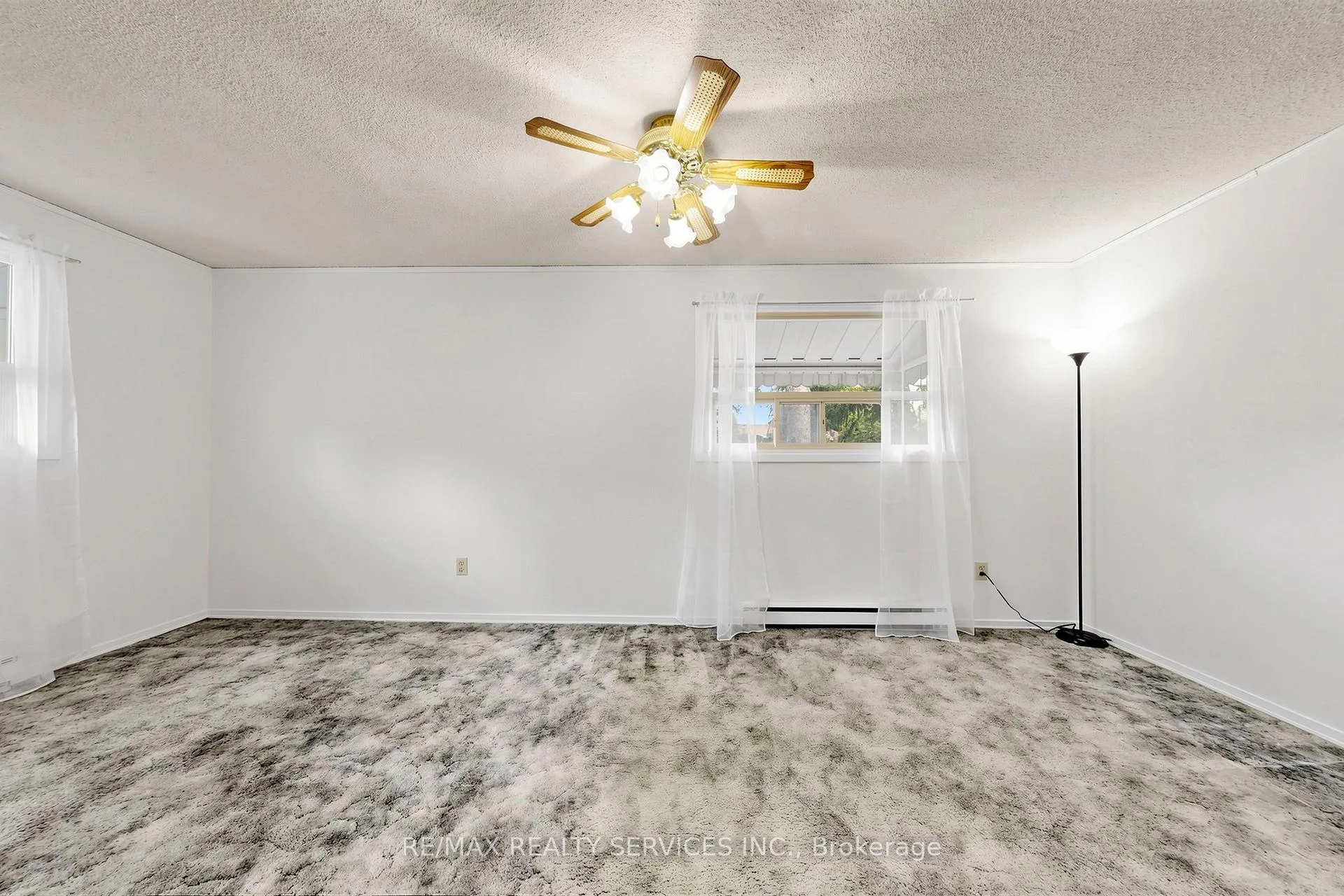Photo 22 of 41 Huntingwood Crescent, Brampton, Central Park — HOMEH