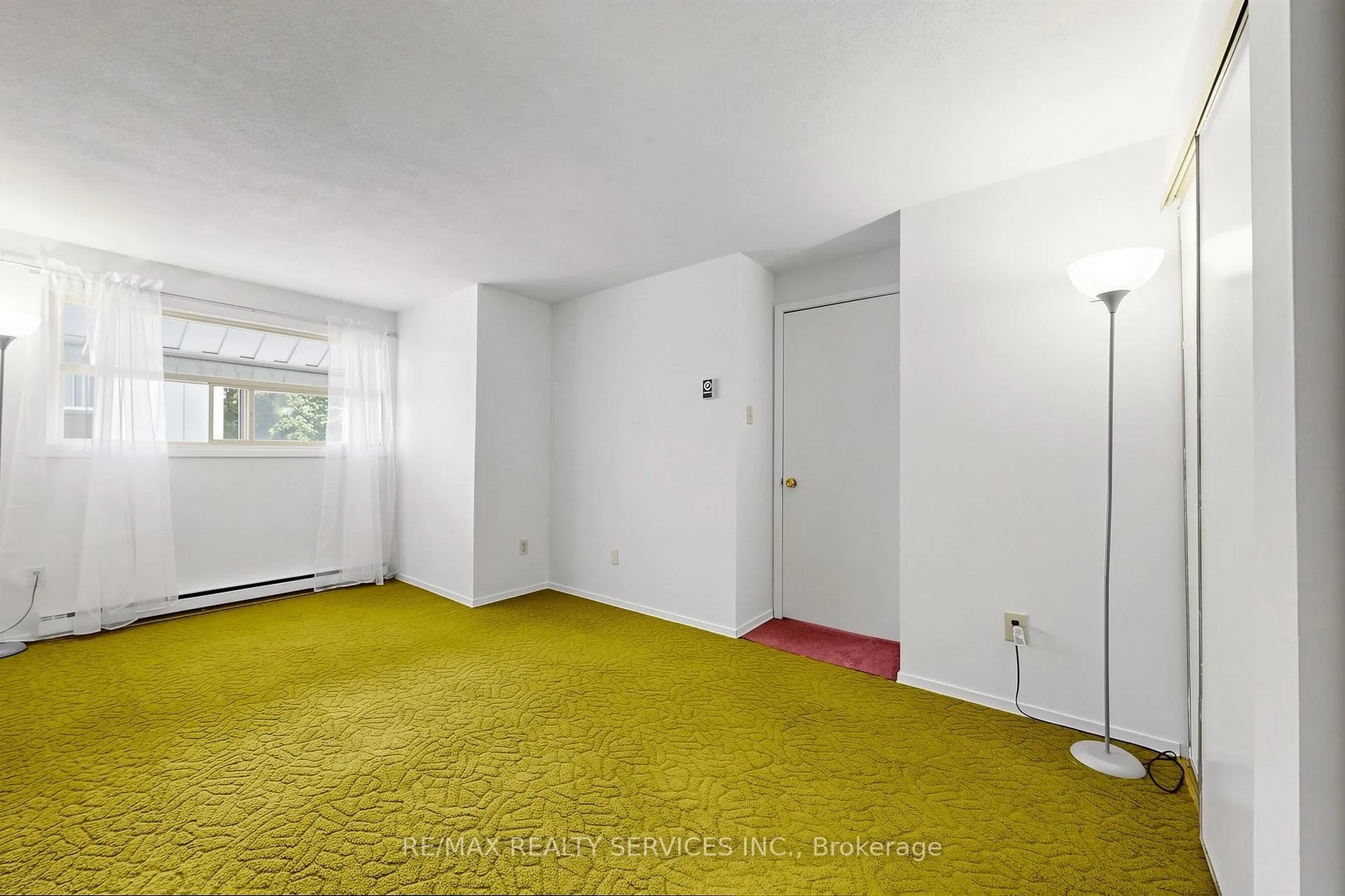 Photo 29 of 41 Huntingwood Crescent, Brampton, Central Park — HOMEH