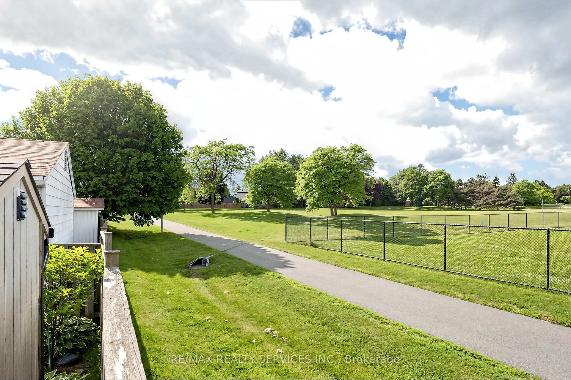 Photo 49 of 41 Huntingwood Crescent, Brampton, Central Park — HOMEH