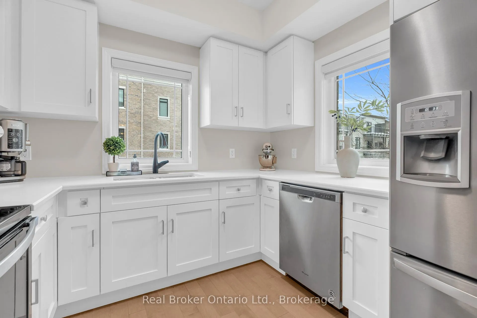 Photo 21 of Unit 5, 107 Westra Drive, Guelph, Willow West/Sugarbush/West Acres — HOMEH