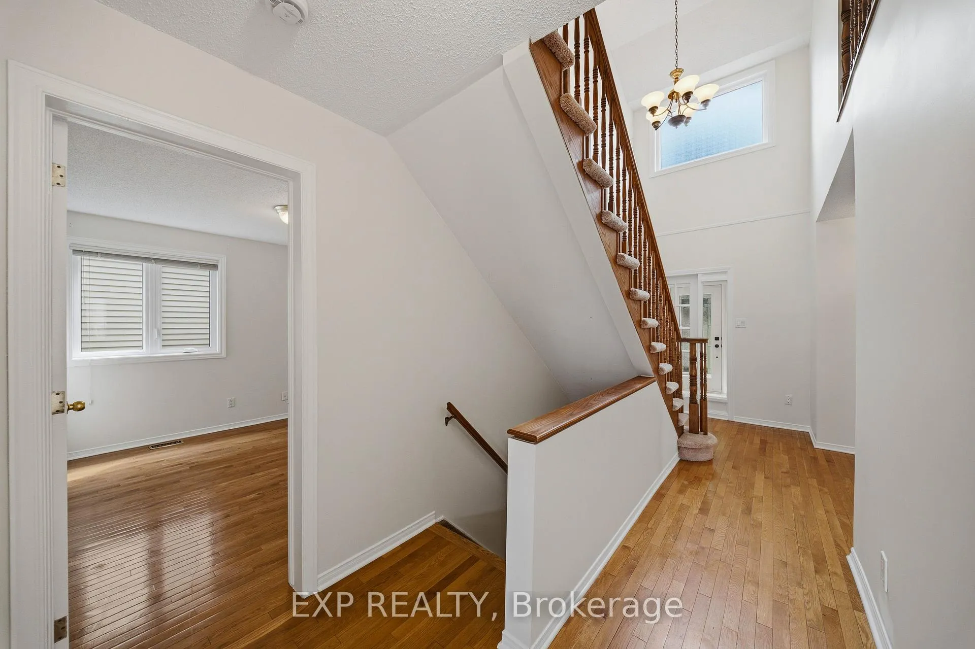 Photo 16 of 2023 Rolling Brook Drive, Ottawa, Chapel Hill South - Orleans Village — HOMEH