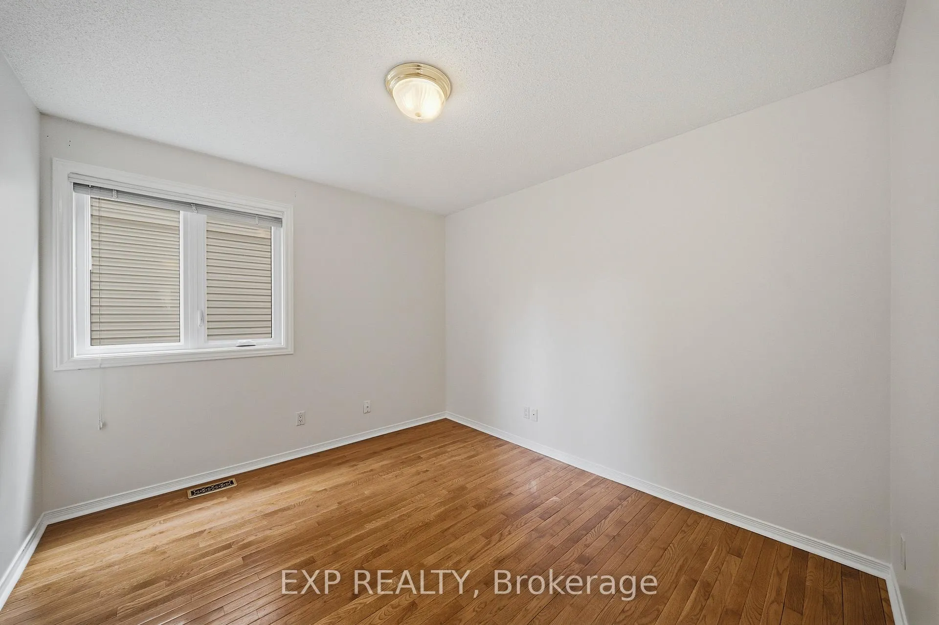 Photo 17 of 2023 Rolling Brook Drive, Ottawa, Chapel Hill South - Orleans Village — HOMEH