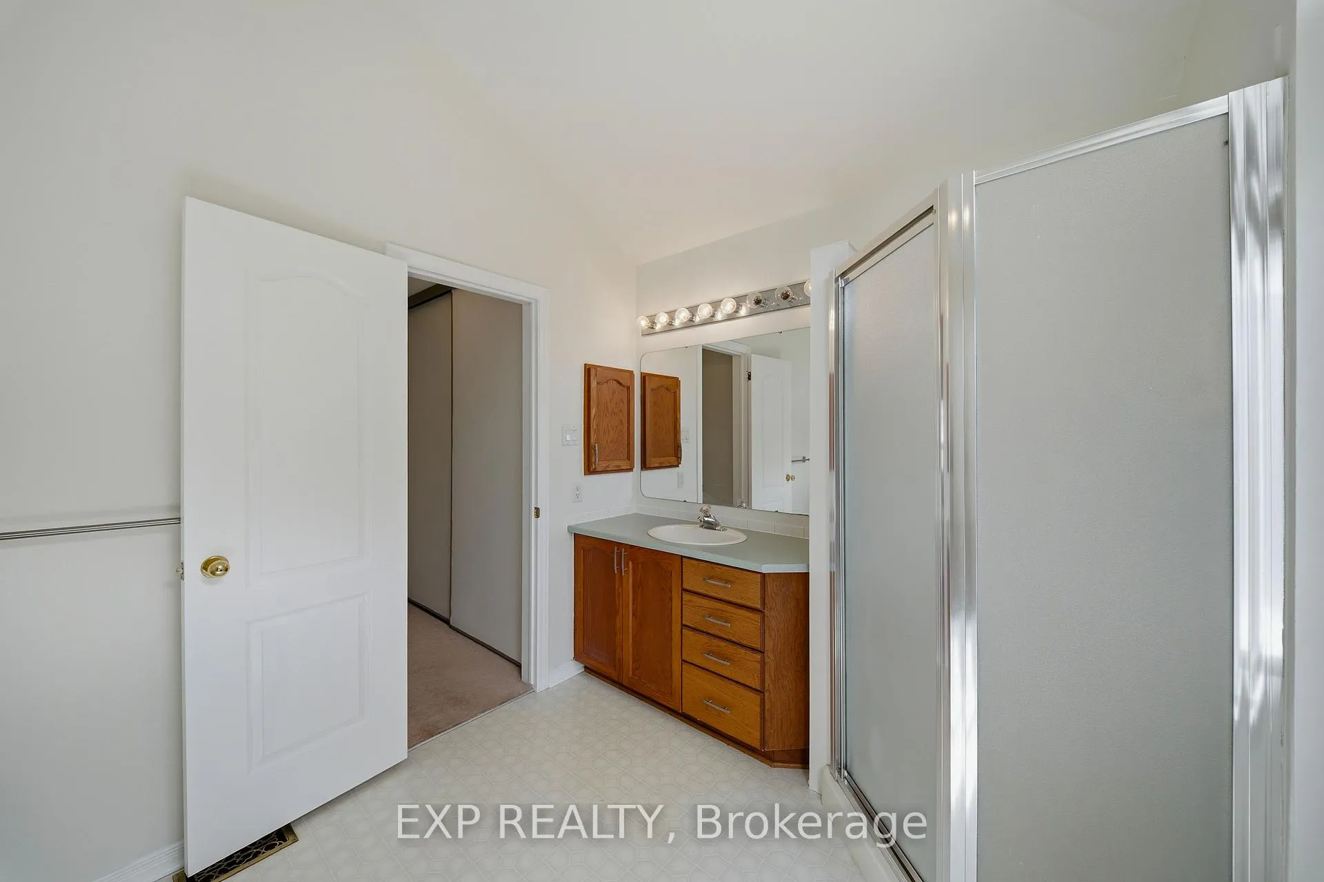 Photo 29 of 2023 Rolling Brook Drive, Ottawa, Chapel Hill South - Orleans Village — HOMEH
