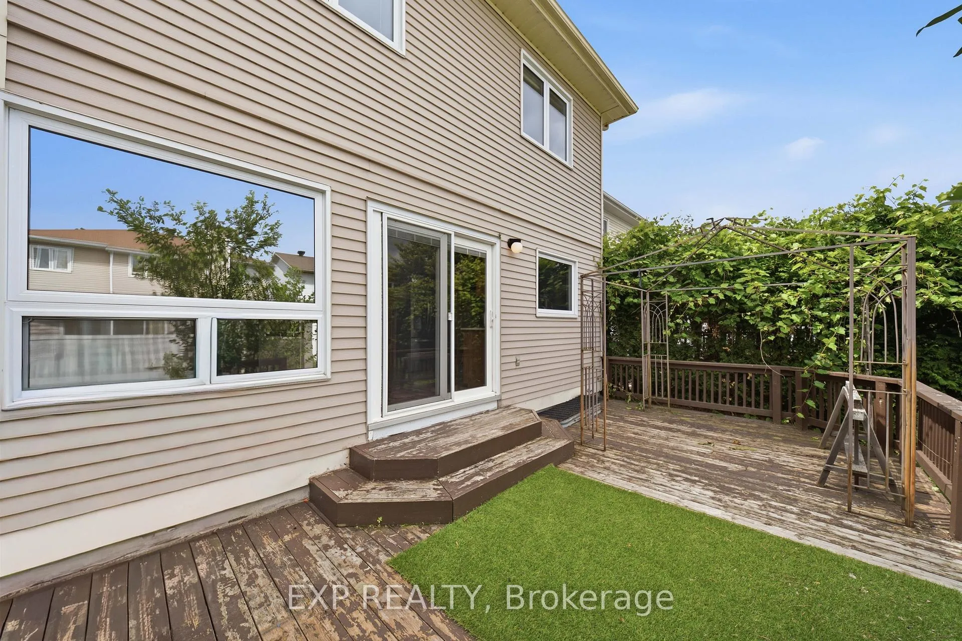 Photo 40 of 2023 Rolling Brook Drive, Ottawa, Chapel Hill South - Orleans Village — HOMEH