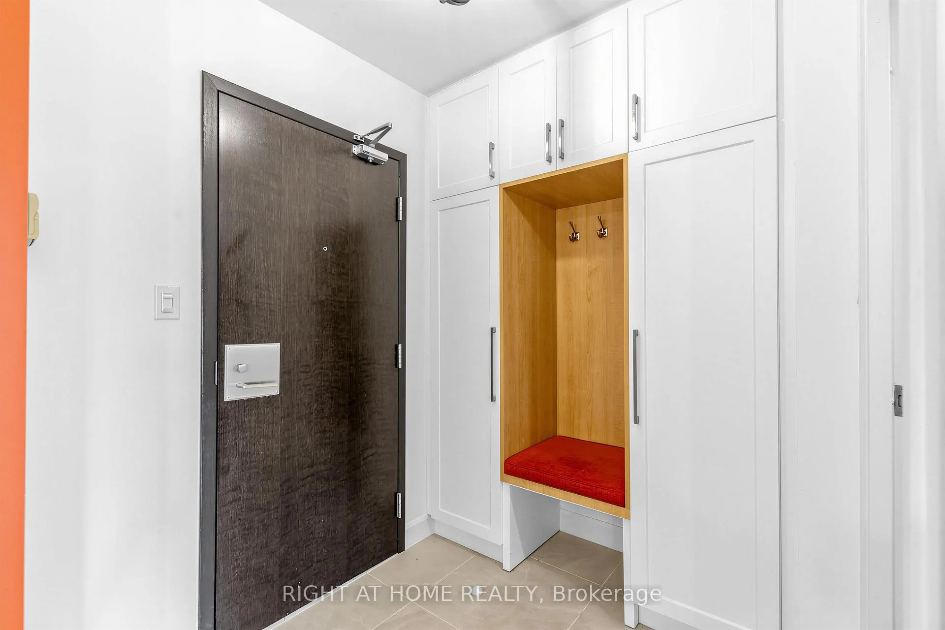 Photo 2 of Unit 1505, 25 The Espalanade, Toronto, Waterfront Communities — HOMEH