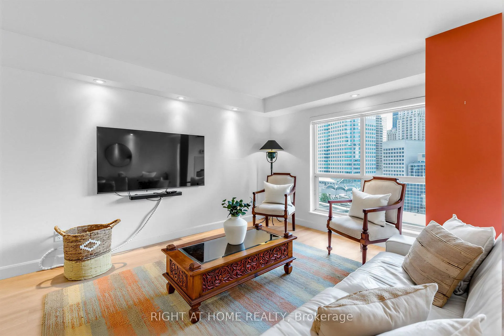 Photo 6 of Unit 1505, 25 The Espalanade, Toronto, Waterfront Communities — HOMEH
