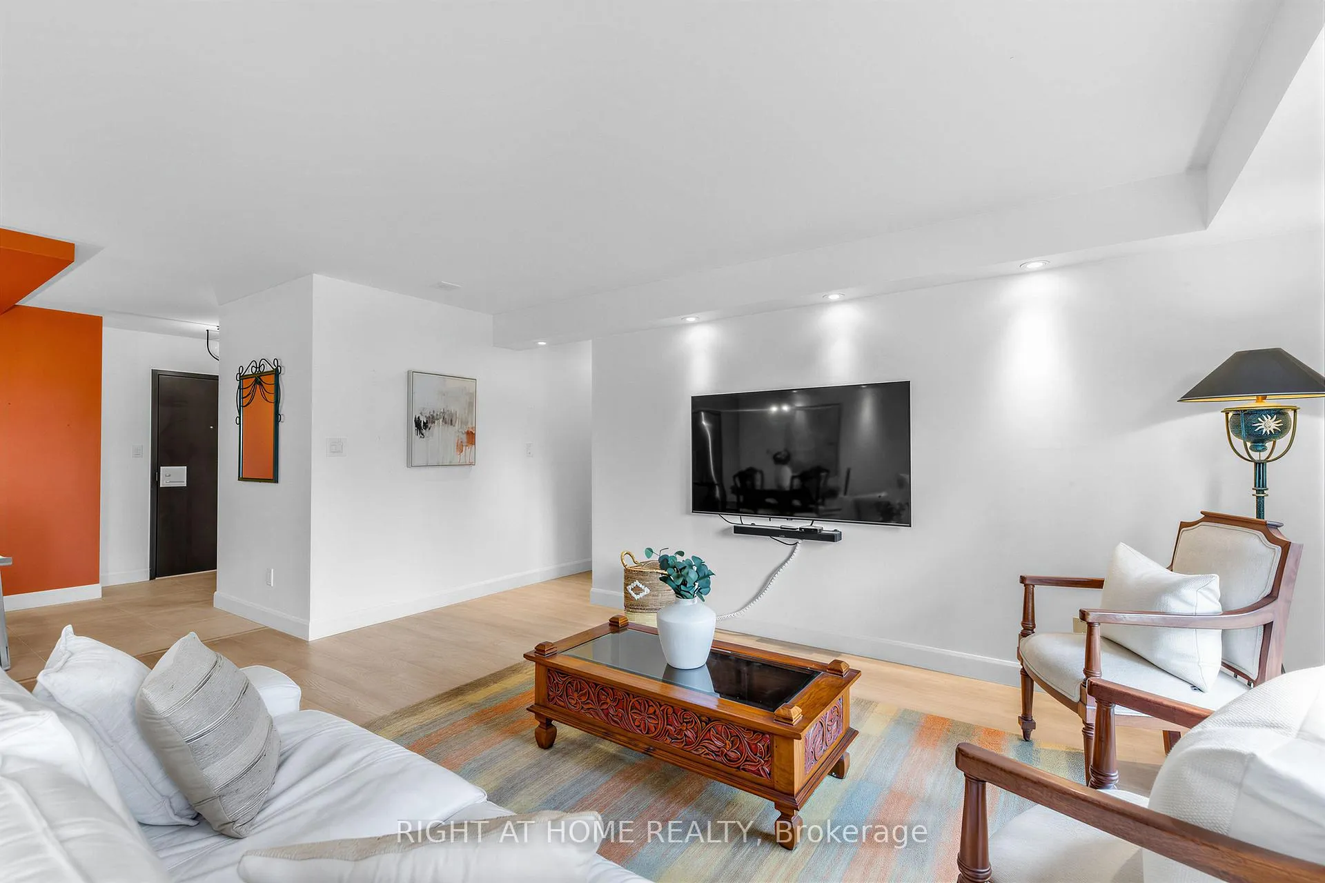 Photo 8 of Unit 1505, 25 The Espalanade, Toronto, Waterfront Communities — HOMEH