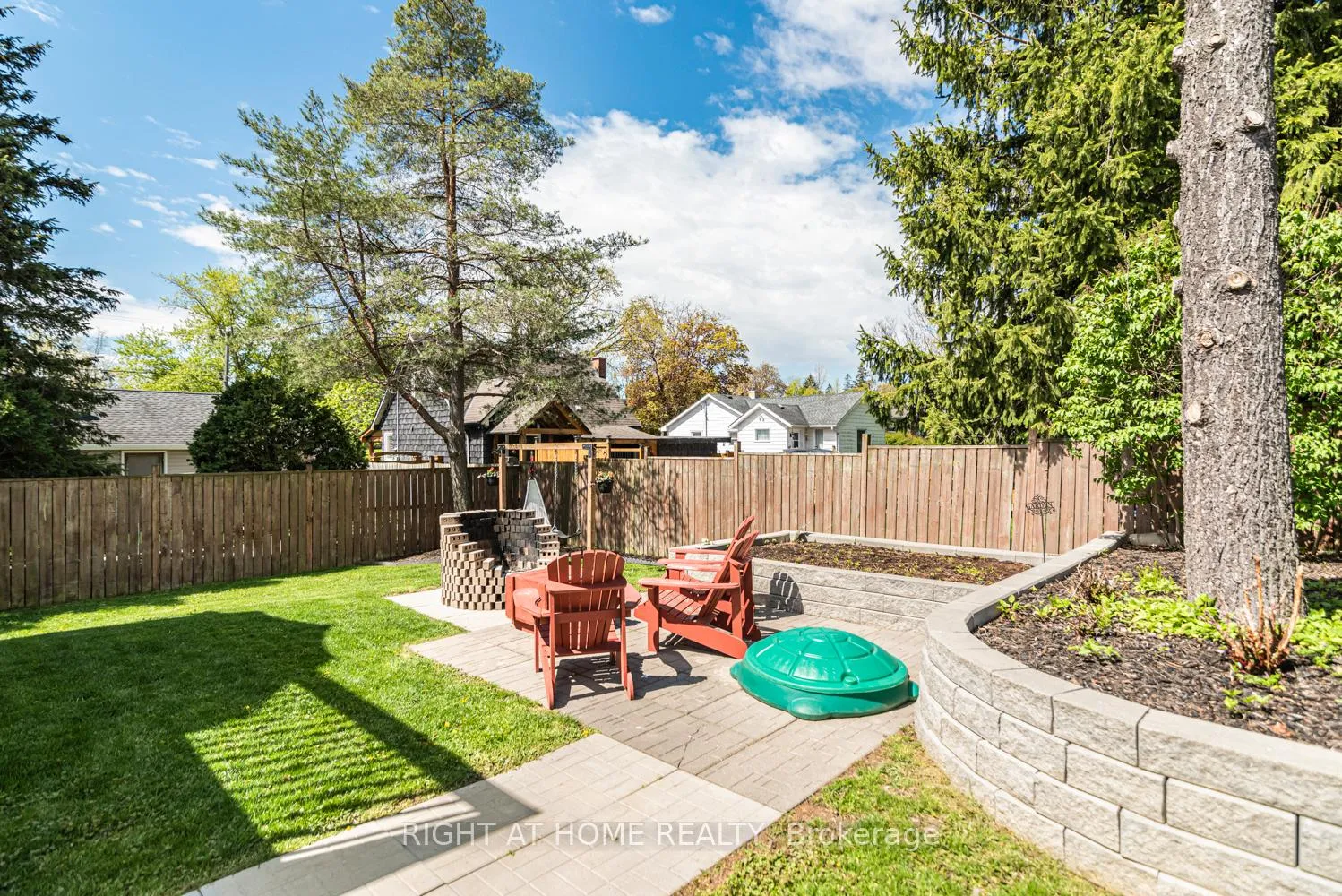 Photo 48 of 85 Aberdeen Street, Haldimand — HOMEH
