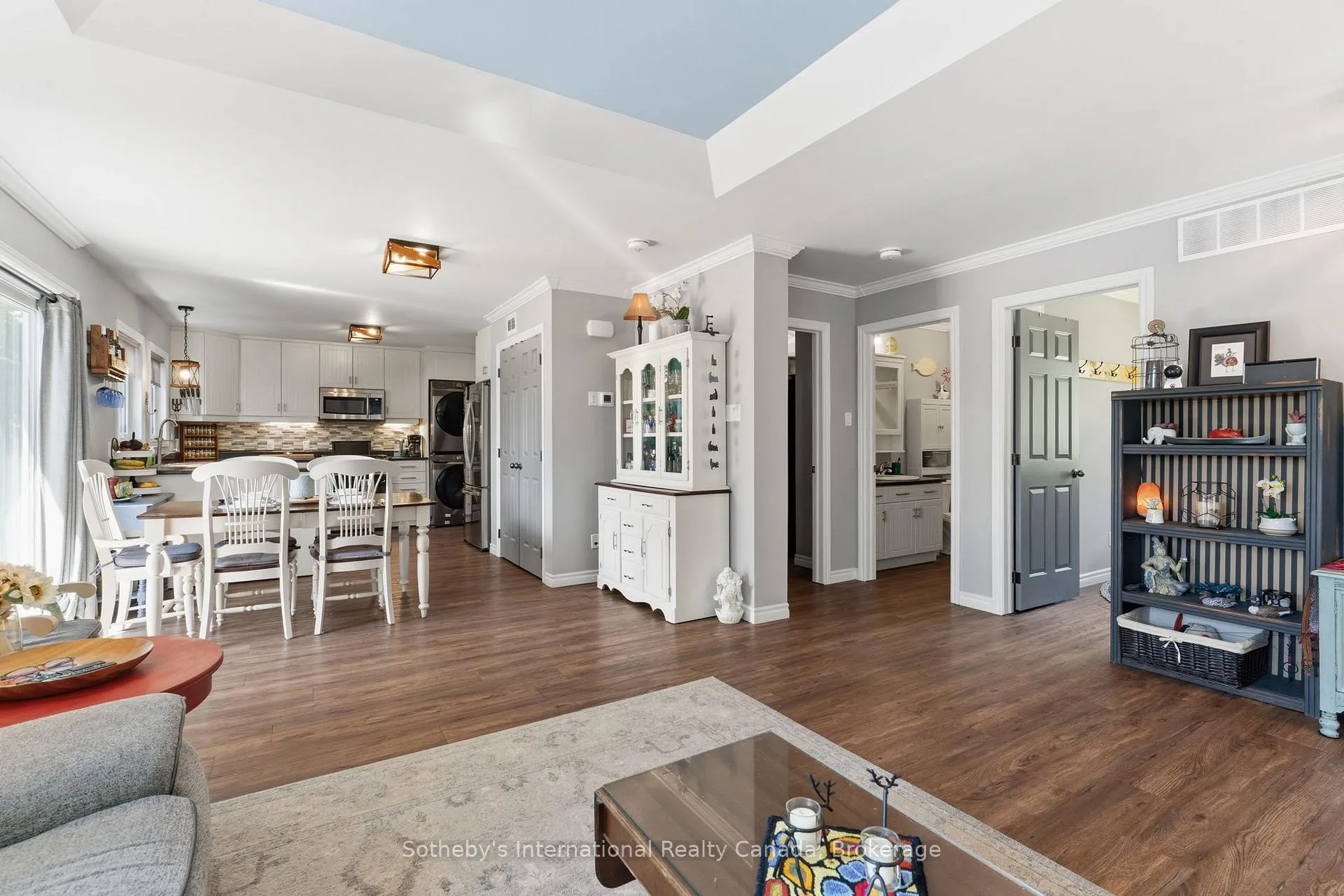 Photo 5 of 8 Lakeview Crescent, McKellar — HOMEH