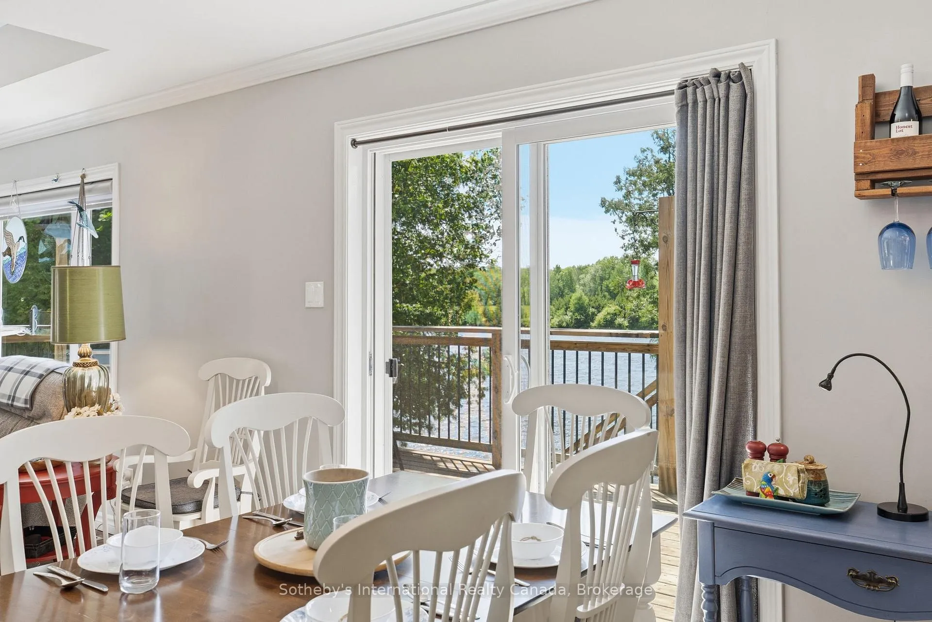 Photo 7 of 8 Lakeview Crescent, McKellar — HOMEH