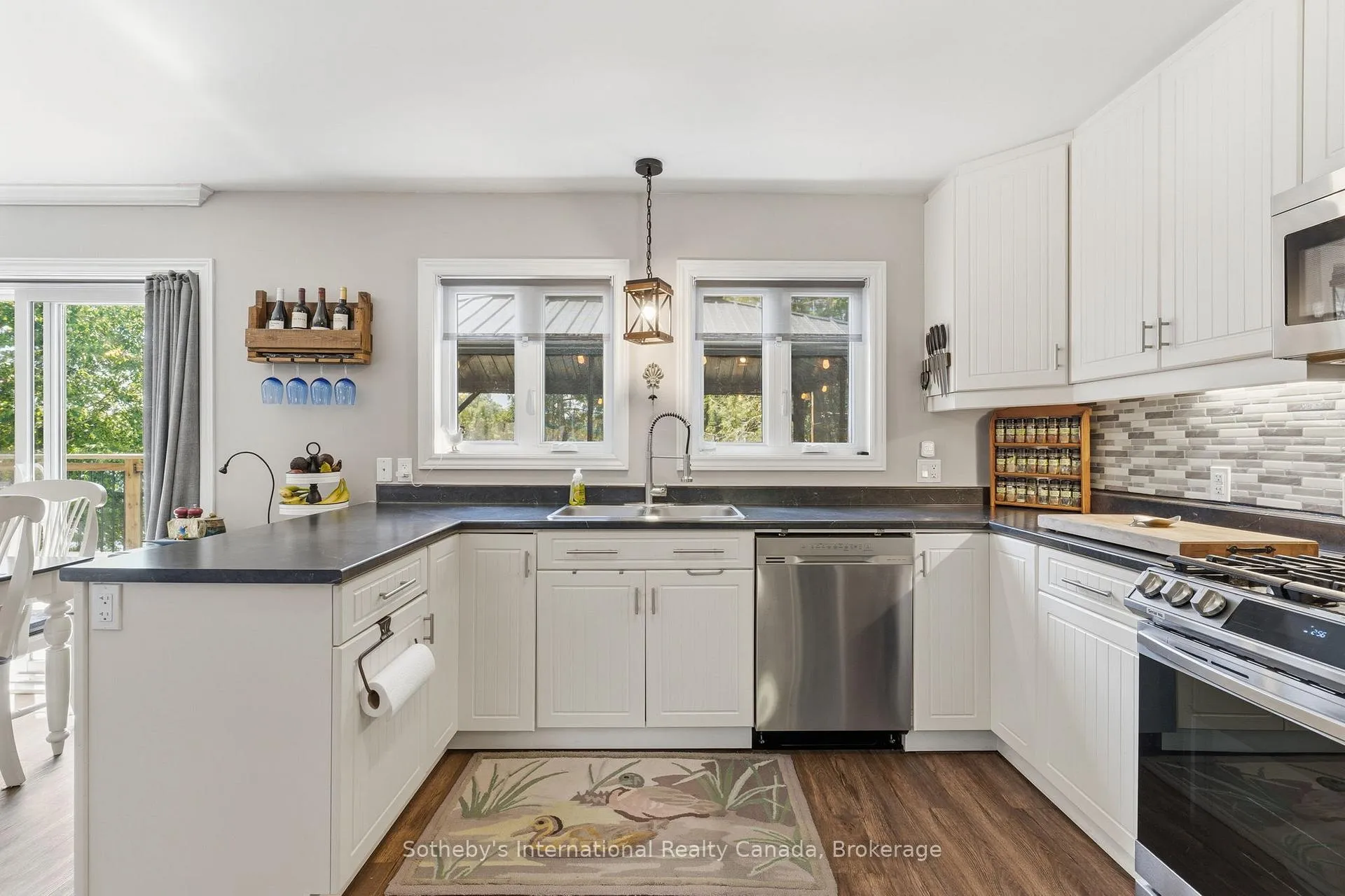 Photo 8 of 8 Lakeview Crescent, McKellar — HOMEH