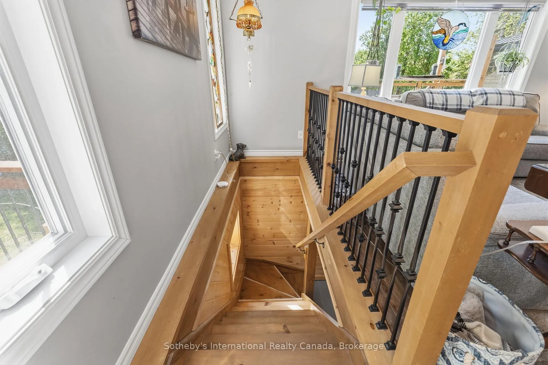 Photo 15 of 8 Lakeview Crescent, McKellar — HOMEH