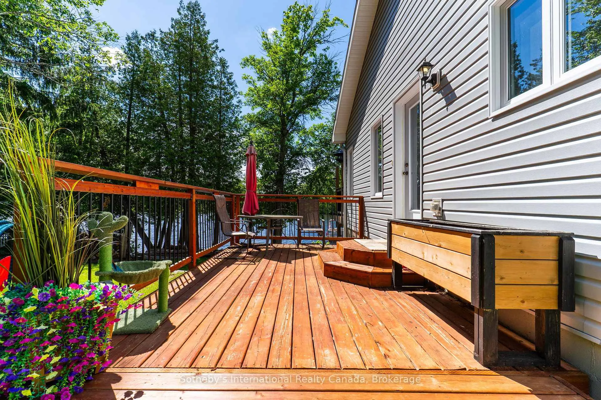 Photo 37 of 8 Lakeview Crescent, McKellar — HOMEH