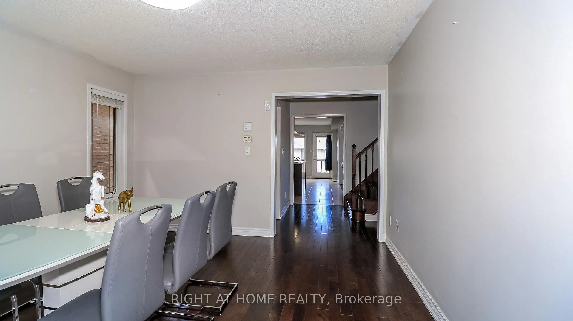 Photo 22 of 8 Cherry Lane, New Tecumseth, Alliston — HOMEH