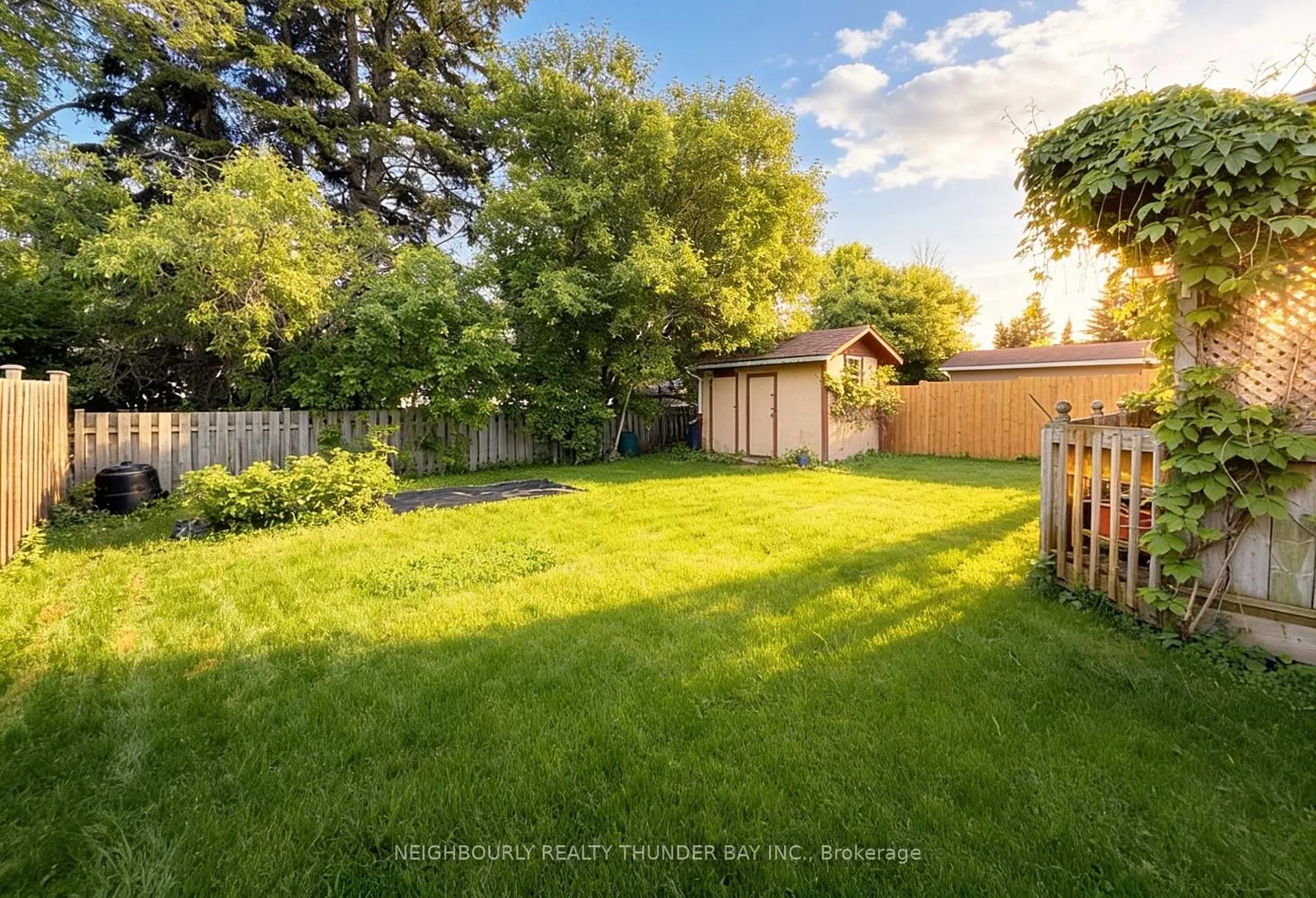 Photo 3 of 275 Windemere Avenue S, Thunder Bay, West End — HOMEH