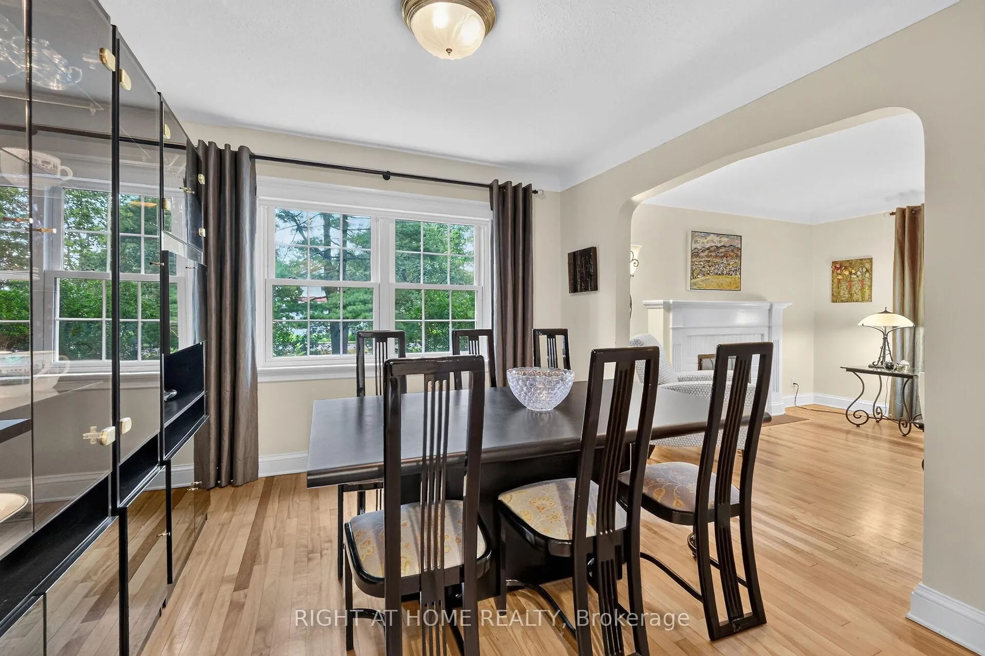 Photo 8 of 949 Kingsmere Avenue, Ottawa, McKellar Heights/Glabar Park — HOMEH