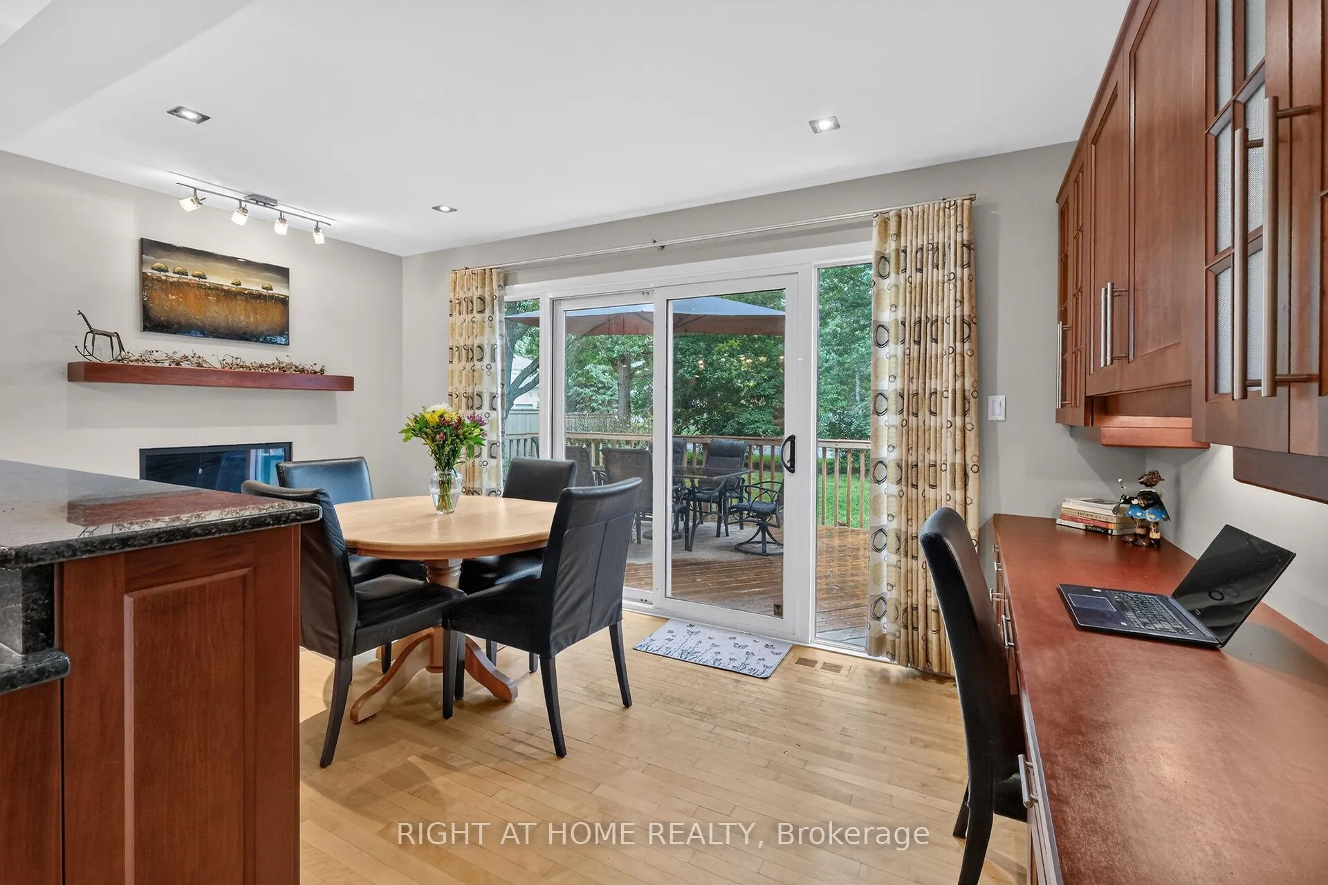 Photo 14 of 949 Kingsmere Avenue, Ottawa, McKellar Heights/Glabar Park — HOMEH