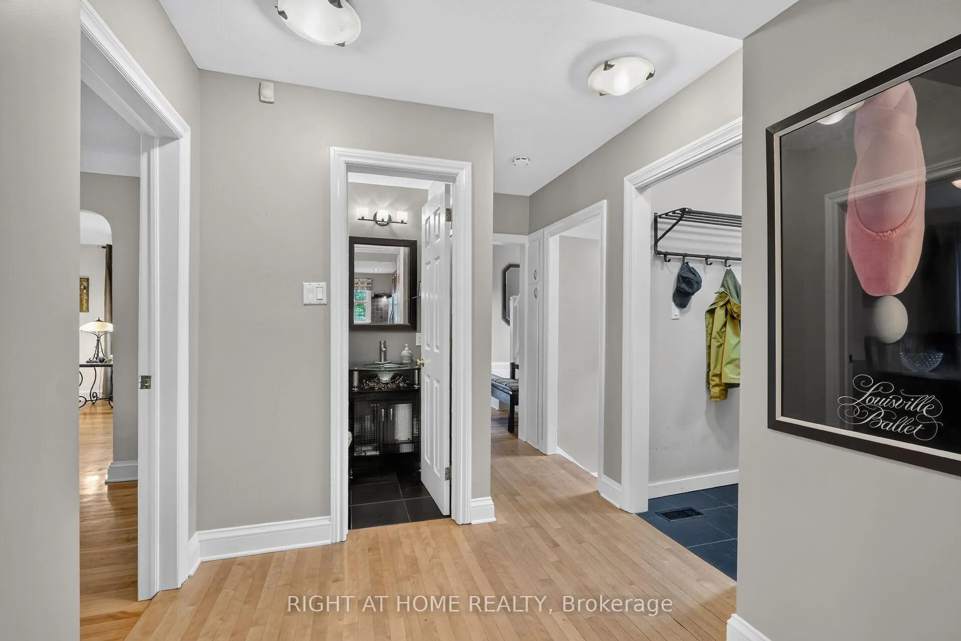 Photo 17 of 949 Kingsmere Avenue, Ottawa, McKellar Heights/Glabar Park — HOMEH
