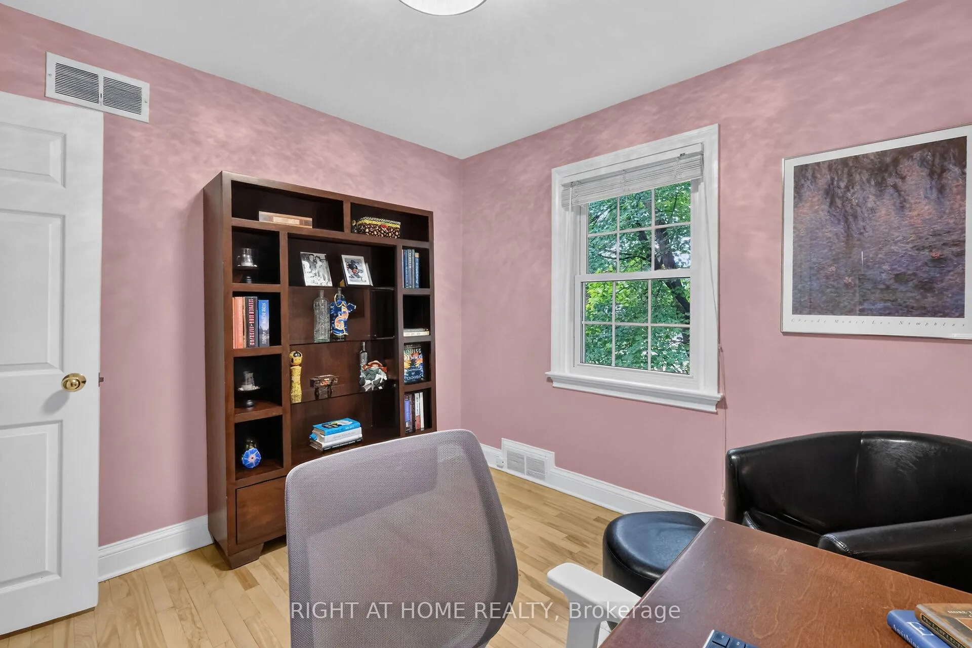 Photo 20 of 949 Kingsmere Avenue, Ottawa, McKellar Heights/Glabar Park — HOMEH
