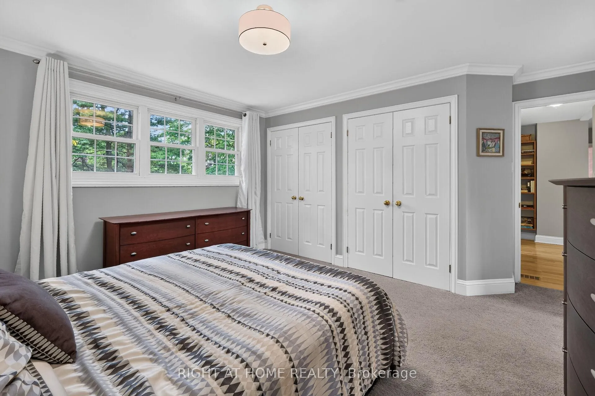 Photo 28 of 949 Kingsmere Avenue, Ottawa, McKellar Heights/Glabar Park — HOMEH