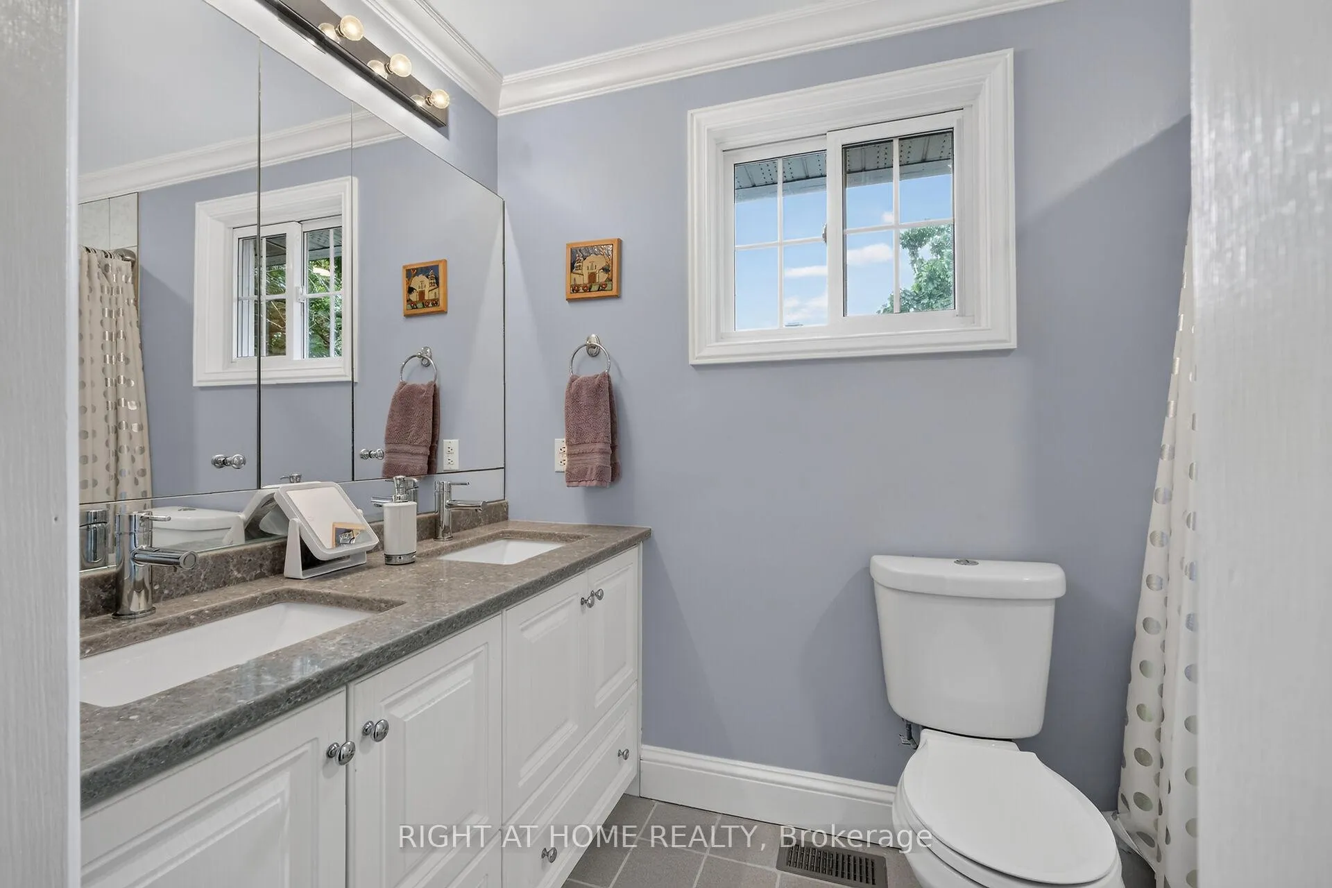 Photo 30 of 949 Kingsmere Avenue, Ottawa, McKellar Heights/Glabar Park — HOMEH