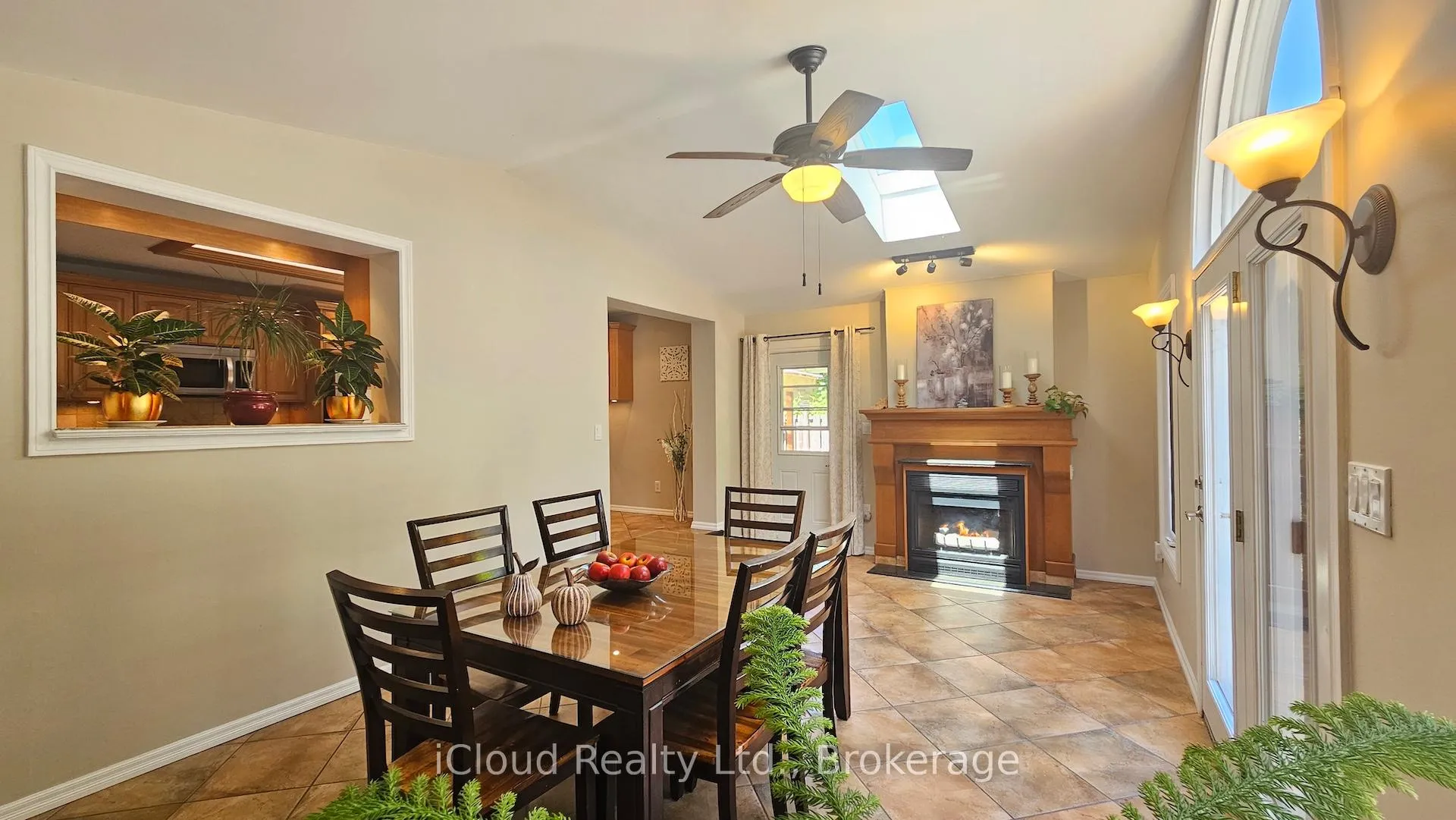 Photo 8 of 1066 Marley Crescent, Burlington, LaSalle — HOMEH