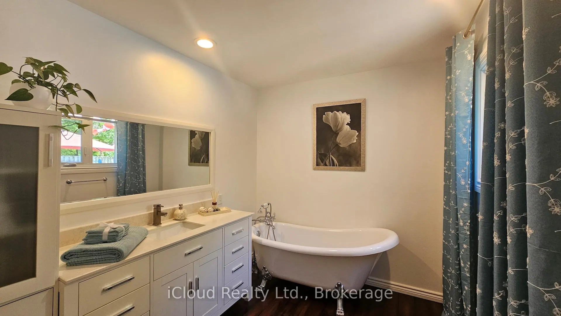 Photo 14 of 1066 Marley Crescent, Burlington, LaSalle — HOMEH