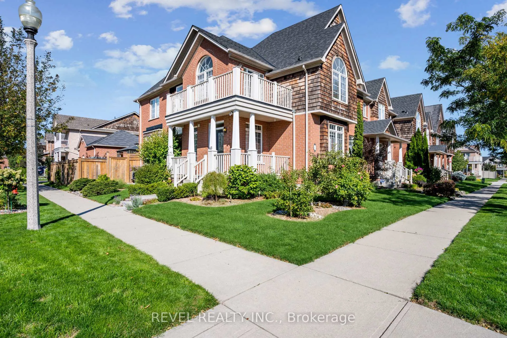 Photo 2 of 63 Westhampton Way, Hamilton, Winona Park — HOMEH