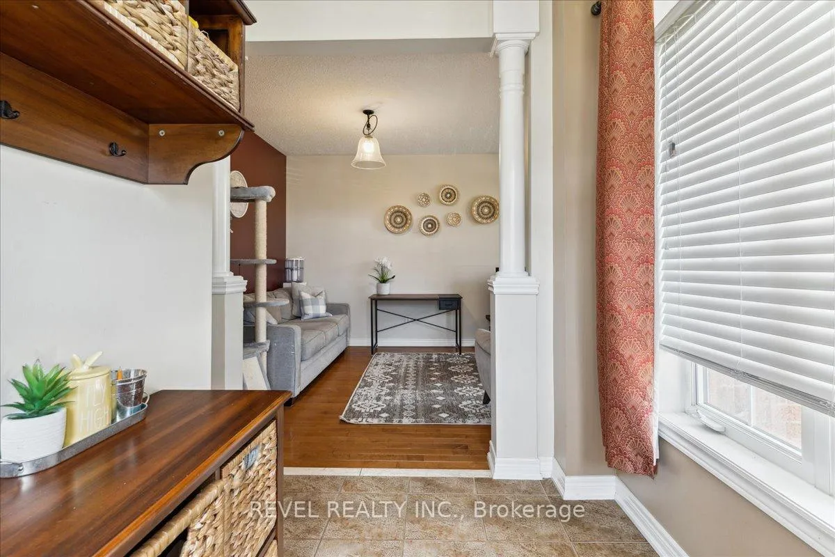 Photo 6 of 63 Westhampton Way, Hamilton, Winona Park — HOMEH